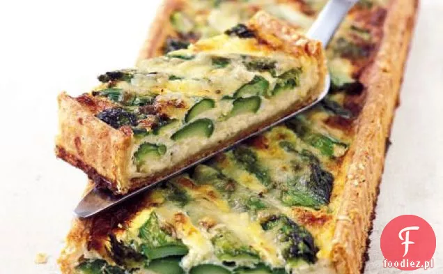 Tarta ze szparagami i serem