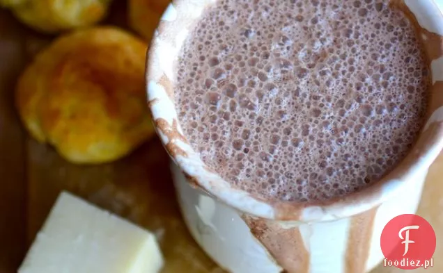Gorąca Czekolada W Stylu Kolumbijskim (Chocolate Caliente)