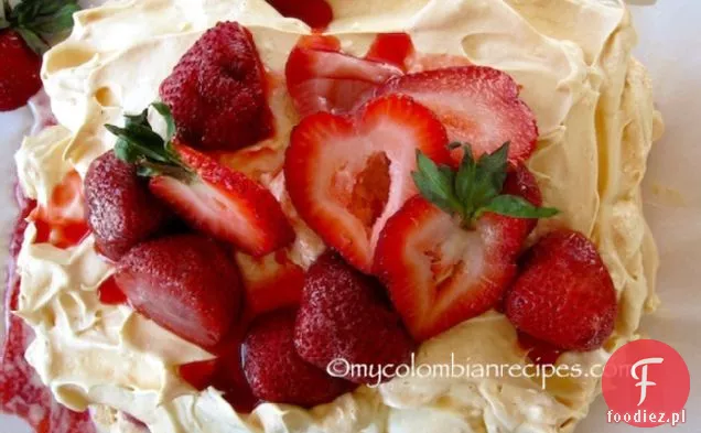 Merengón de fresas (kolumbijski deser bezowy truskawkowy)