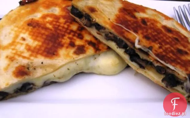Quesadilla grzybowa (Quesadilla de Champiñones)