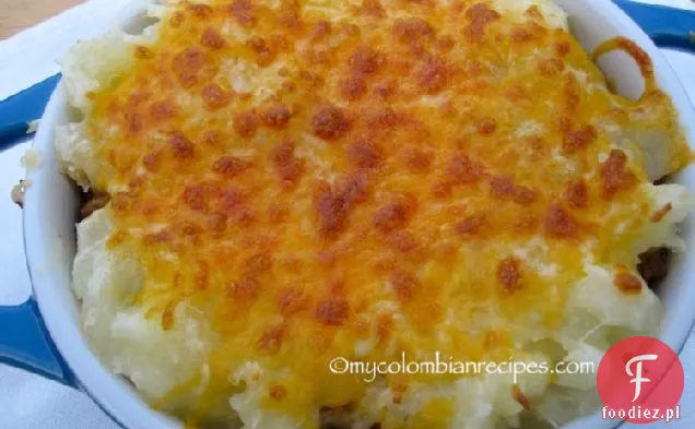 Pastel de Yuca con Carne (zapiekanka z manioku i wołowiny)