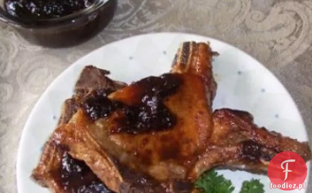 Kotlety wieprzowe z sosem śliwkowym (Chuletas de Cerdo con Salsa de Ciruelas)