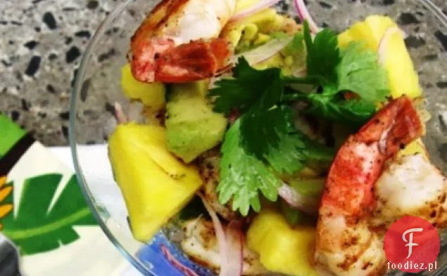 Koktajl z krewetek, ananasów i awokado (Cocktail de Camarones con Piña y Aguacate)