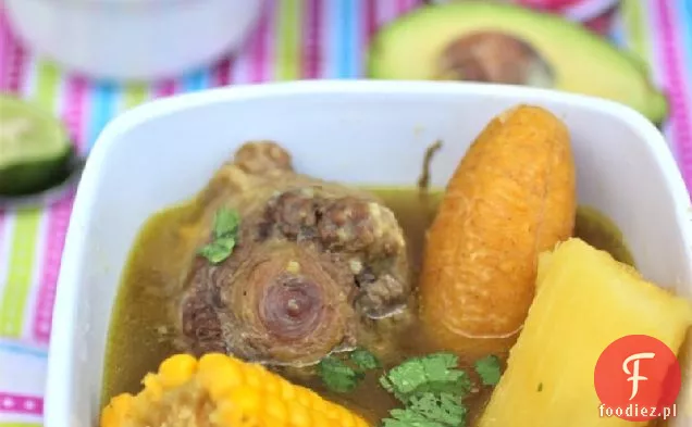 Sancocho de Cola (zupa Kolumbijska Oxtail)