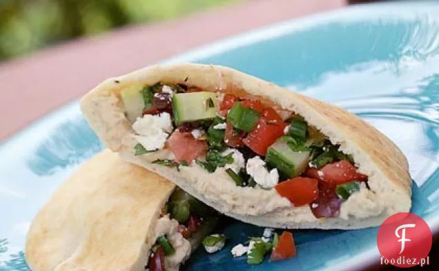 Hummus Pitas Z Salsą Feta-Oliwkową