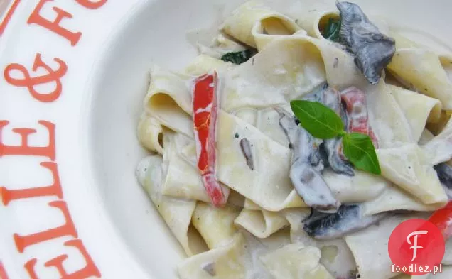 Papryka i pieczarki Pappardelle