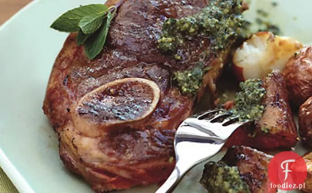 Grillowana jagnięcina z pesto Orzechowo-miętowym