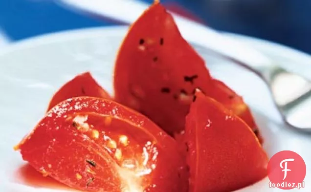 Marynowane pomidory z cytryną i letnim pikantnym