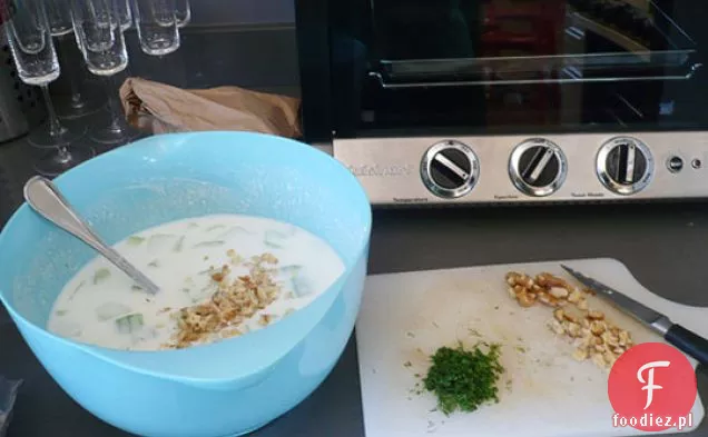 Diliana ' s Tarator (bulgarian Cold Soup)