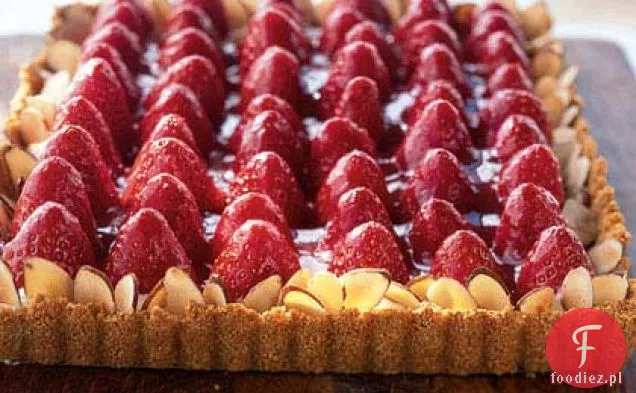 Tarta Z Kremem Truskawkowo-Migdałowym