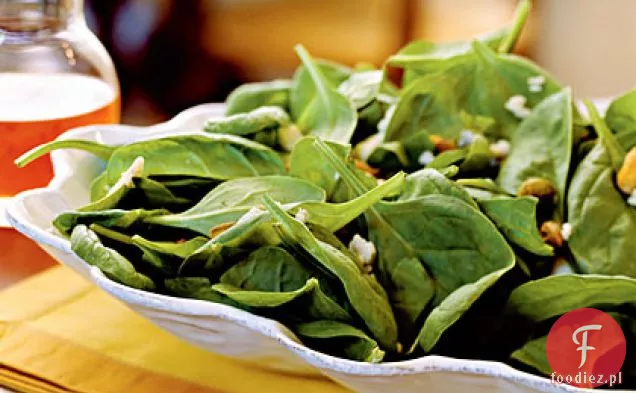Sałatka szpinakowa z gorgonzolą, pistacjami i galaretką pieprzową Vinaigrette