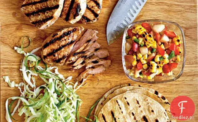 Grillowane Tacos wieprzowe z letnią kukurydzą i salsą z nektarynki