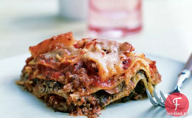 Pesto lasagne ze szpinakiem i pieczarkami