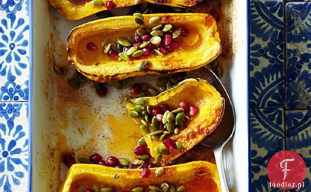 Pieczone Delicata Squash z miodem, pestkami granatu i Pepitas