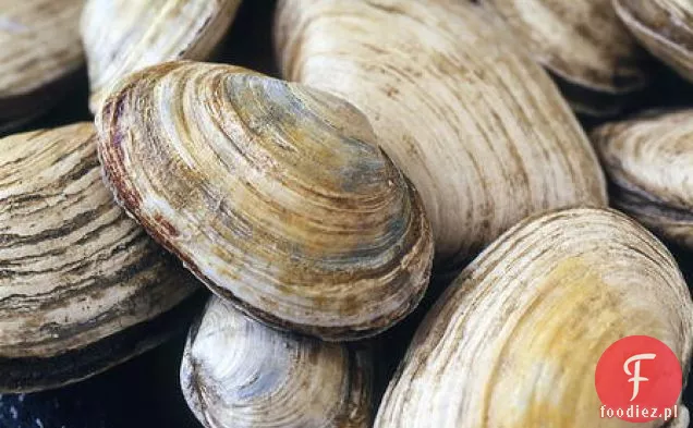 Dorsz świeży z bulionem z małży