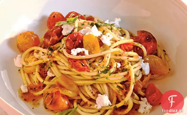 Szybko pieczony SOS pomidorowo-Wiśniowy ze Spaghetti