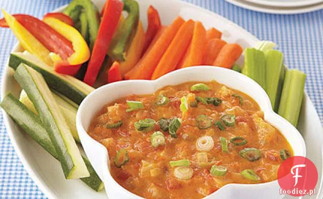 Cheddar Fondue z zielonymi Chiles, pomidorami i szalotki