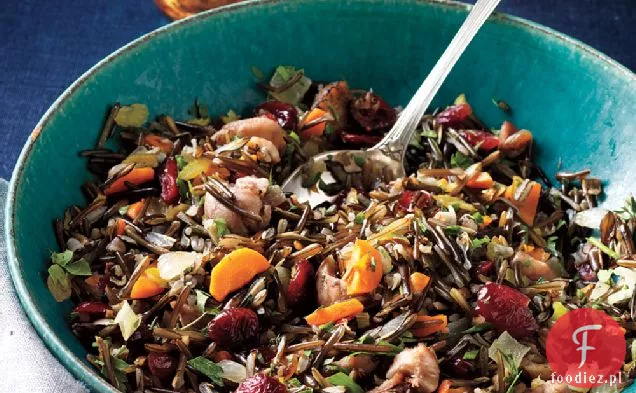Dressing z dzikiego ryżu z pieczonymi kasztanami i żurawiną