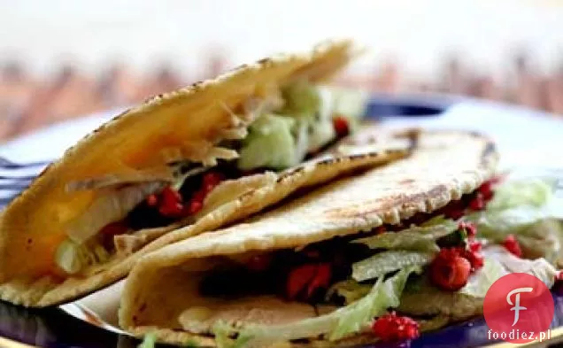 Tacos z indyka z salsą żurawinową