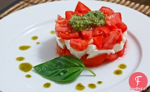 Sałatka Caprese Pokrojona W Kostkę