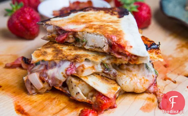 Truskawkowy balsamiczny Grillowany kurczak i bekon Quesadillas