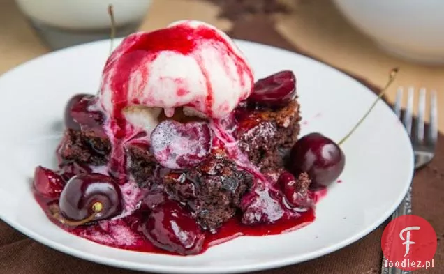 Pieczona Wiśnia Ciemna Czekolada Brownie Sundaes