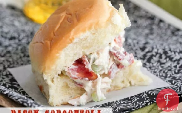 Boczek Gorgonzola Sałatka Z Kurczakiem