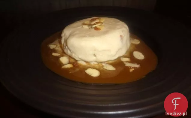 Sernik kawowy lody z sosem migdałowym Cafe Ole