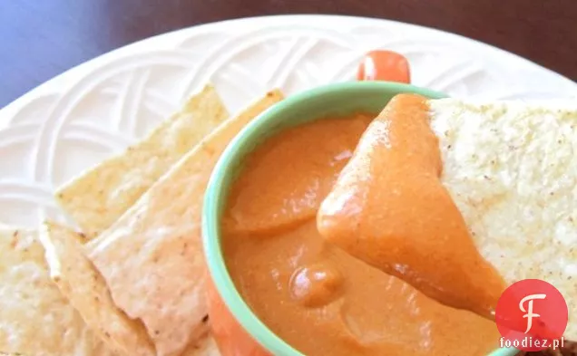 Bezmleczny Pomidorowy Dip Queso