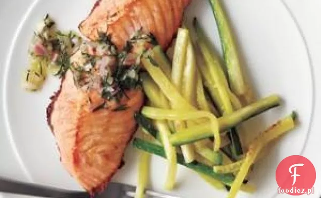 Łosoś I Cukinia Z Szalotką Vinaigrette