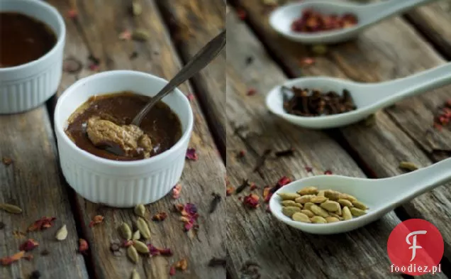 Chai-przyprawiony krem z melasy