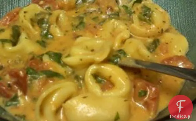 Szpinak Pomidor Tortellini