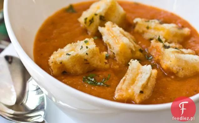 Grillowana zupa pomidorowa z grillowanymi grzankami serowymi (+Panini Press Giveaway od Sargento!)