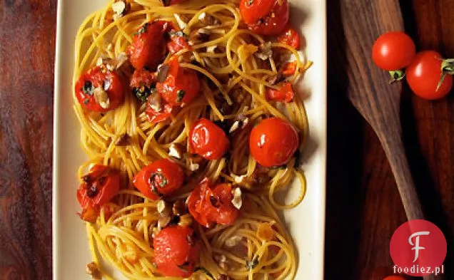 Makaron pomidorowo-wiśniowy z papryką Alpeppo