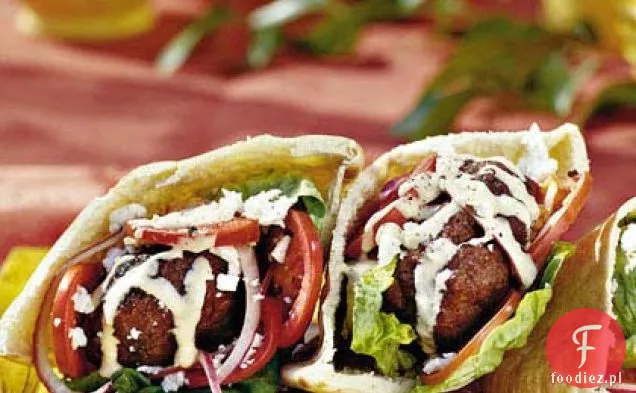 Gyro Burgery z sosem Tahini