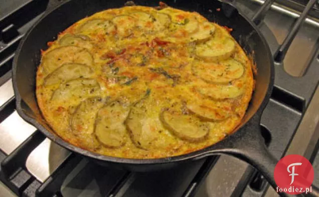 Frittata z musztardą, pancettą i ziemniakami