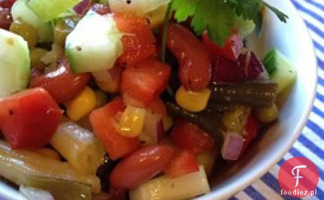 Sałatka Babuni ze słodką i pikantną fasolą
