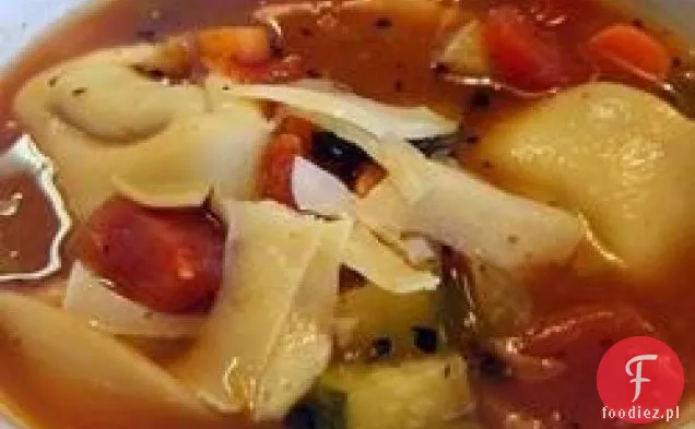 Włoska Kiełbasa Zupa Tortellini
