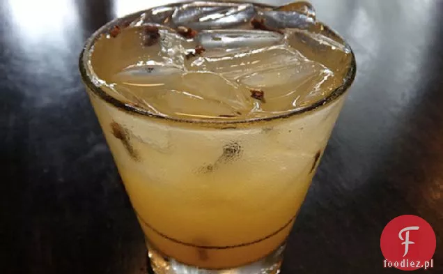 Przepis na Rum z dyni Butternut-infused Rum