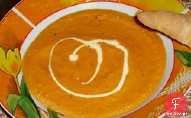 Zupa z marchwi i kolendry