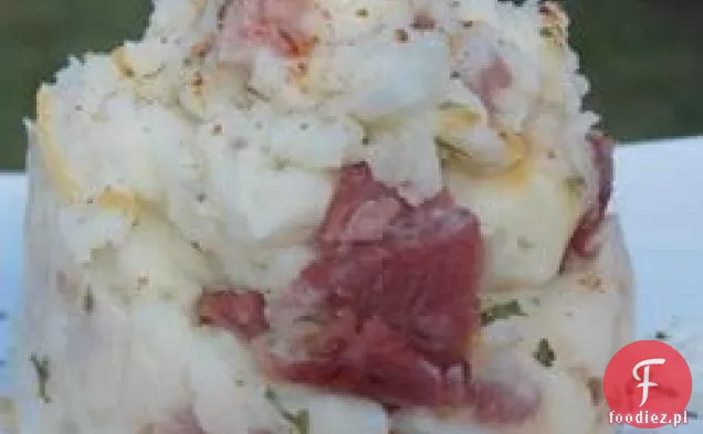 Serowe puree ziemniaczane z szynką w kostkach