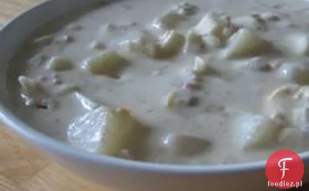 Emma ' s Slow Cooker Clam Chowder