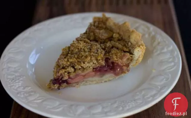 Joe ' s Awesome Pear Apple Cranberry Pie with Gingersnap Topping