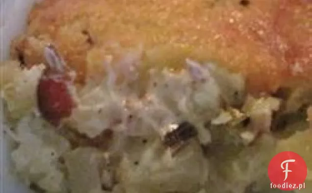 Gorąca Niemiecka Zapiekanka Z Sałatką Ziemniaczaną