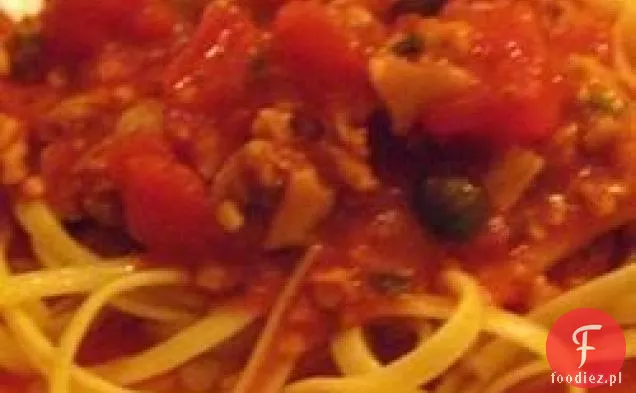 Spaghetti Z Sosem Z Czerwonych Małży
