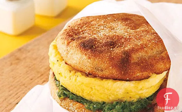 Pesto Egg Sandwich