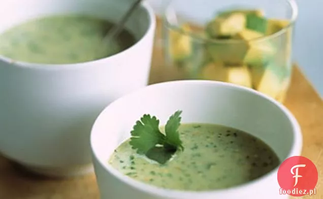 Pikantna Zimna Zupa Tomatillo