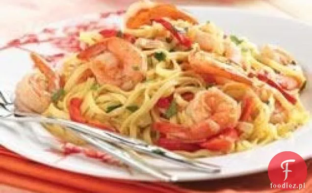 Krewetki i słodka czerwona papryka Linguine