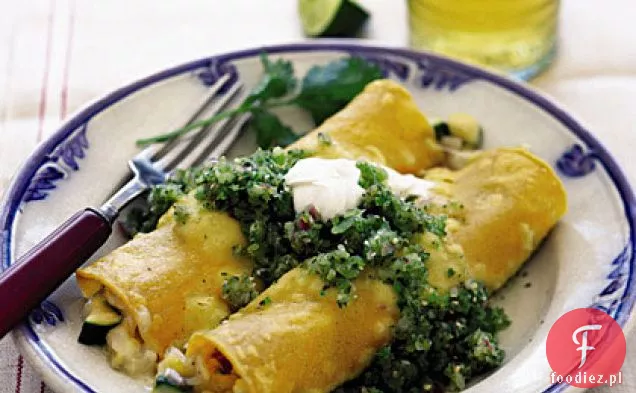 Enchiladas z kurczaka z zieloną salsą