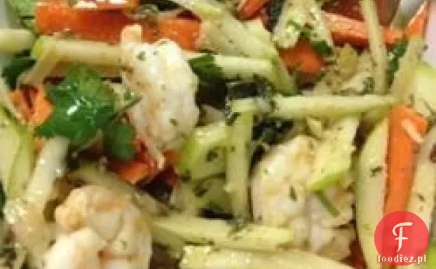 Sałatka z zielonego jabłka, Jicamy i krewetek z miętą, trawą cytrynową i sosem Dijon